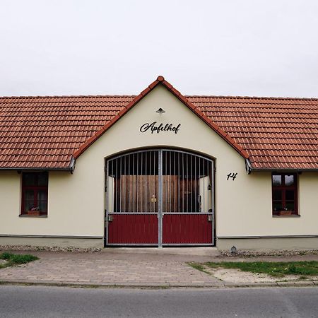Ferienwohnung Apfelhof Biesenbrow Exterior foto